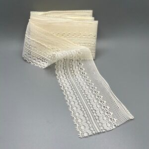 Vintage Lace Trim Ribbon Off White Scalloped Edges 1 Yard 26" Length 2 1/2" Wide